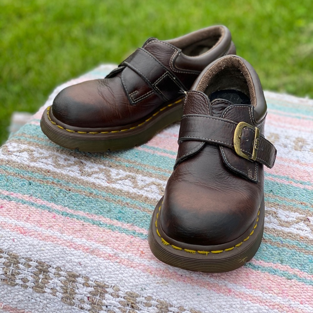 Vintage 90s Dr. Martens Brown Leather Shoes
